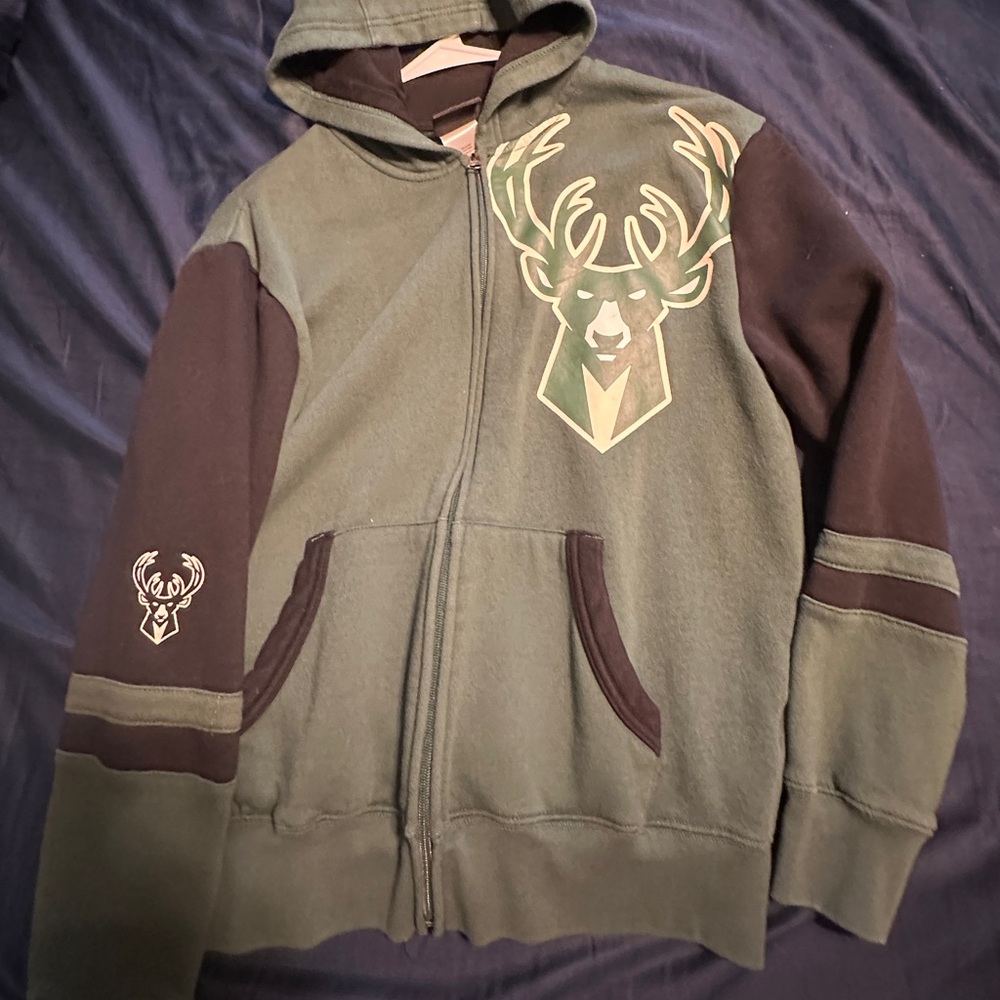 NBA Milwaukee Bucks Youth Hoodie Lg (14/16)